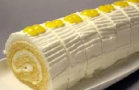Ruladă cu cremă de lămâie