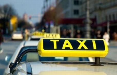 Taximetristii nu vor alimenta masinile, joi, in nicio statie din tara
