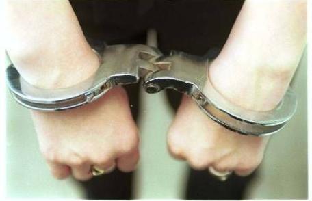 Femeie depistată de raza comunei Lozna, încarcerată de polițiști