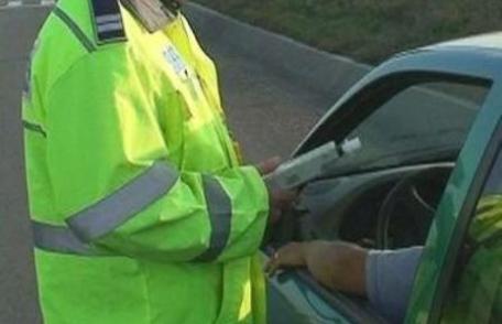 Doi bărbați cercetați pentru conducere sub influența alcoolului