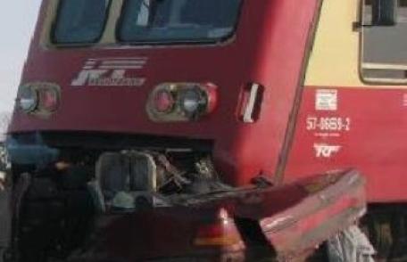 Poliția vă avertizează: Atenţie la tren! Respectând regulile de prioritate, vă respectaţi dreptul la viaţă!