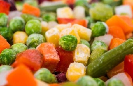 Cum să congelezi şi să decongelezi corect alimentele? Riscurile pentru sănătate sunt uriaşe