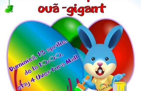 Concurs de pictat ouă-gigant la Uvertura Mall