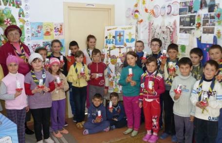 Școala Primară nr. 2 Sauceniţa - Miniexpoziţie „Hristos a înviat! Adevărat a înviat!” - FOTO