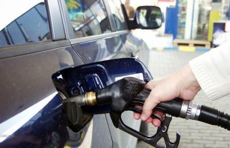 Vezi ce fac dorohoienii în urma scumpirilor tot mai dese ale benzinei. Rezultatul sondajului!