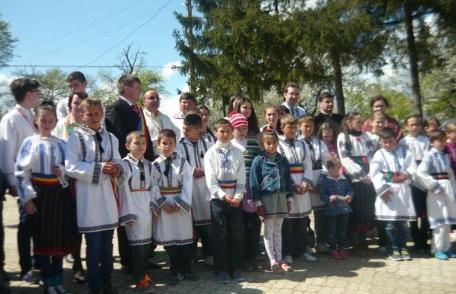 „A doua Înviere” - Sărbătoarea tinerilor și a copiilor la Ibănești - FOTO