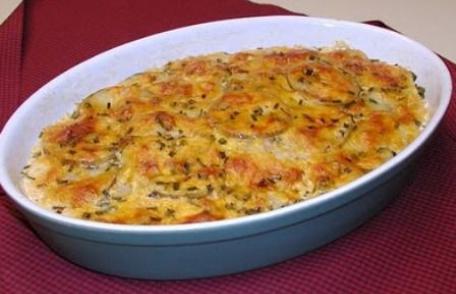 Piure de cartofi cu brânză la cuptor