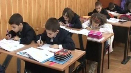 Vezi când vor recupera elevii din Dorohoi zilele libere!