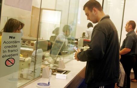 Veste bună pentru românii cu rate în euro la bancă
