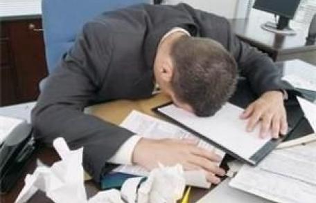 85% din romani, preocupati de munca si in timpul liber