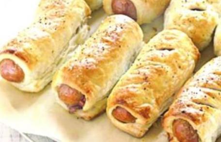 Rulouri cu cârnăciori