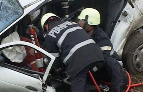 Accident grav în Suceava: O poliţistă a murit