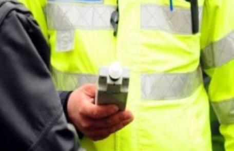 Bărbat prins beat la volan în localitatea Vîrfu Cîmpului