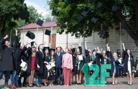 Curs festiv la Colegiul Naţional „Grigore Ghica” Dorohoi - FOTO