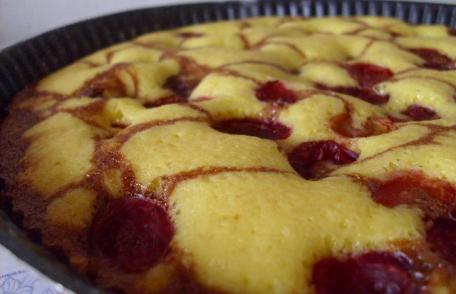 Tartă cu cireșe