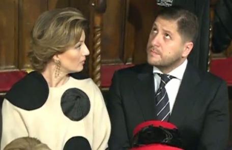 Ioana Băsescu s-a căsătorit în secret. Noul ginere al președintelui este fiul unui fost senator PSD