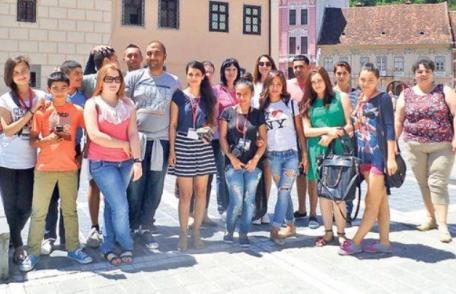 Două tinere din Dorohoi şi Botoşani au participat la Olimpiada Internaţională de Limbă şi Creaţie literară romani