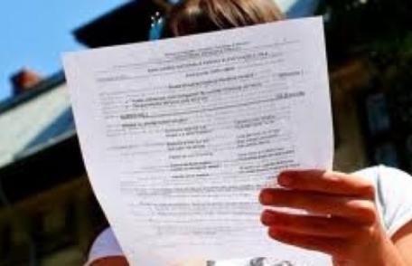 Ce nu trebuie să uiţi să notezi în cererea de înscriere la liceu