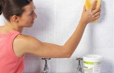 Mucegaiul, un pericol pentru sănătate. Iată ce boli poate provoca şi cum poţi să scapi de această ciupercă