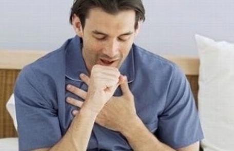 Tusea. De ce nu-ţi mai trece şi cum să o tratezi