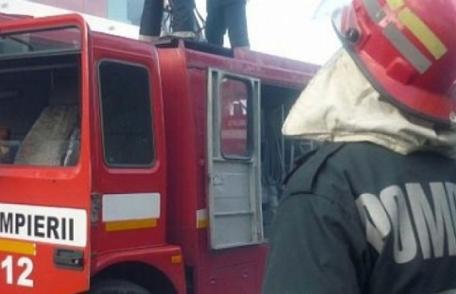 Peste 1.500 de stări potenţiale de pericol înlăturate de pompieri