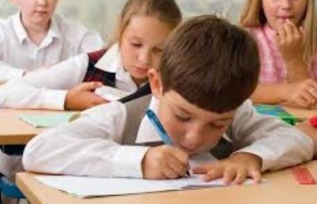 Anul şcolar 2014-2015 - Metoda de predare interdisciplinară va intra la clasa a II-a, din toamnă