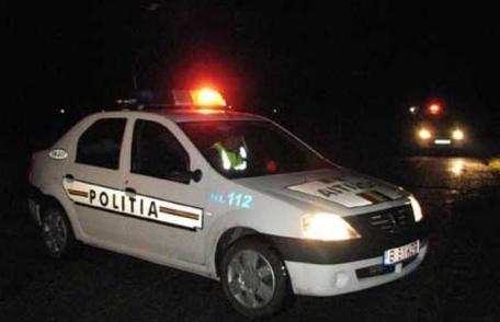 Cercetat pentru că a condus băut și a ignorat semnalele de oprire efectuate de un echipaj de poliţie