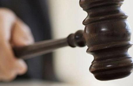Bătrână de 90 de ani din comuna Suharău executată silit de cumnată