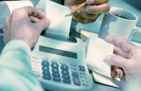 O tânără din Iaşi s-a trezit cu datorii pe un card nesolicitat