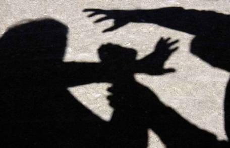 Prins la furat a amenințat proprietarul cu acte de violenţă