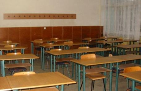 Mai bine de jumătate din şcolile din judeţul Botoşani nu au autorizaţie sanitară! Vezi unde sunt cele mai mari probleme!