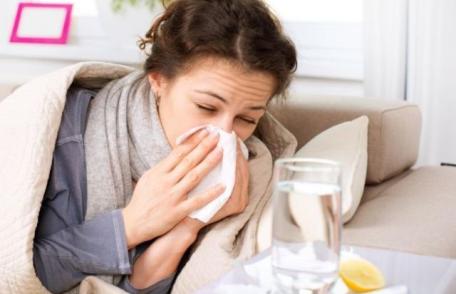 Trucuri simple care vindecă răceala într-o zi