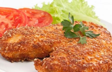 Pui în crustă de parmezan