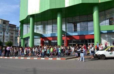 Botoșănenii prind gustul shopping-ului în mall