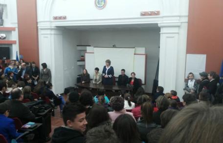 Deschidere oficială a Centrului de excelenţă la Colegiul Național „Grigore Ghica” Dorohoi - FOTO