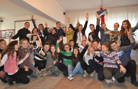 Balul Bobocilor 2014: Pregătiri și repetiții la Seminarul Teologic „Sf. Ioan Iacob” Dorohoi - FOTO