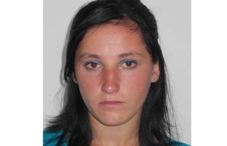 Tânără dispărută de la domiciliu căutată de polițiști