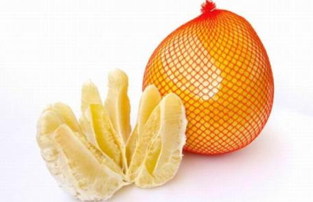 Beneficii extraordinare de care nu ştiai despre pomelo