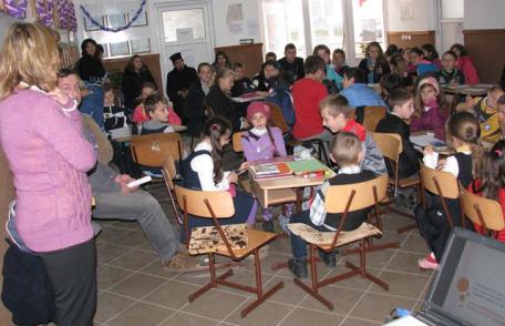 Școala Gimnazială „Mihail Sadoveanu” Dumbrăvița: „Cel mai bun rezultat al educației este TOLERANȚA - FOTO