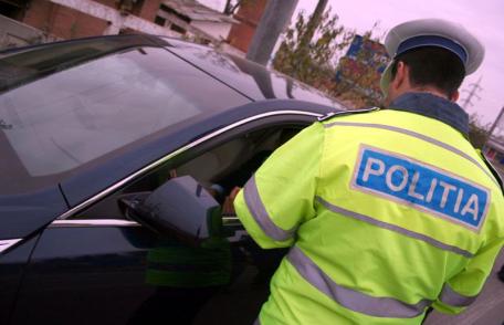 Tânăr de 19 ani cercetat pentru conducere sub influenţa băuturilor alcoolice şi fără a deţine permis