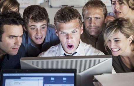 Atenție! Profilul personal de Facebook este spațiu public