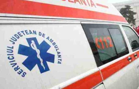 Prima zăpadă face victime. Bărbat accidentat de un tânăr din Broscăuţi