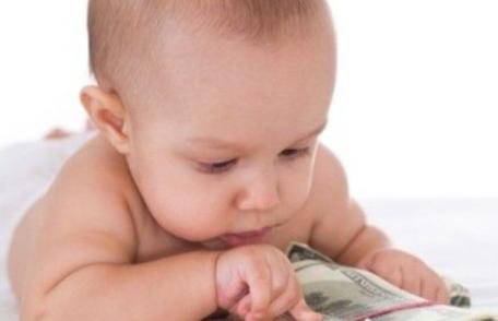 Guvernul era obligat de lege să dea 500 de euro pentru fiecare nou-născut. Ce a făcut
