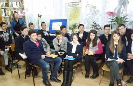 Colegiul Naţional „Grigore Ghica” Dorohoi – Eminescu şi prietenii - FOTO