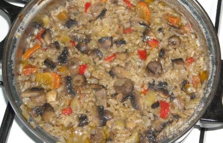 Pilaf cu ciuperci - reteta de post