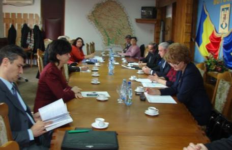 Copii obezi sau cu diabet, mame adolescente, copii agresivi şi depresivi: flagele ce pot fi combătute prin educaţia pentru sănătate 