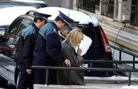 Ce mesaj a transmis Elena Udrea pe facebook, după ce a fost arestată