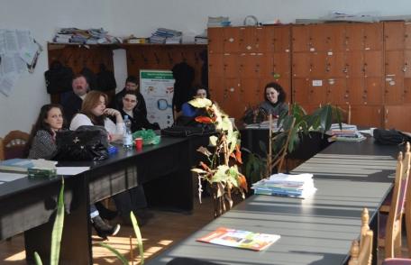 Cadrele didactice din învațământul botoșănean vor primi un avans de 450-500 de lei la salariu