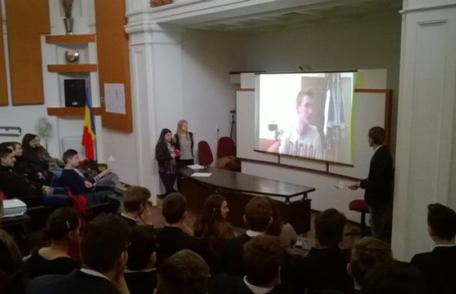 Elevii Colegiului Național „Grigore Ghica” Dorohoi despre generația facebook - FOTO