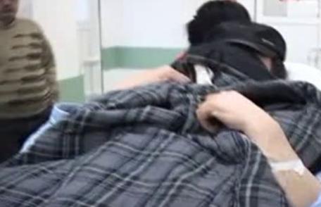 Dragoste sălbatică la vârsta a treia. O bătrână din Pomârla, băgată în spital de soţul de 80 de ani, prins la amantă